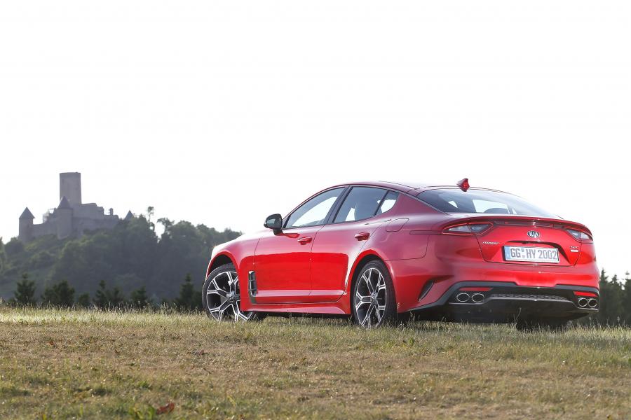  Kia Stinger GT AWD (CK) 2017 года  (WW) (фото 36 из 40)